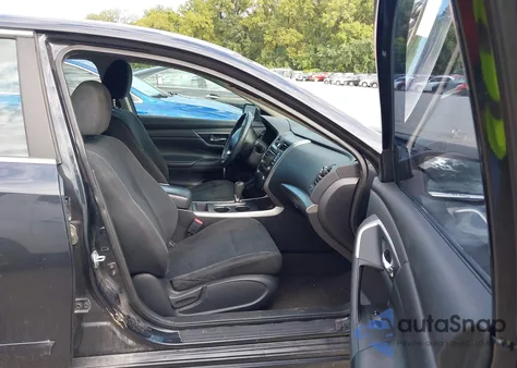 2015 Nissan Altima 2.5 S из США, поврежденный, VIN 1N4AL3AP9FC413704